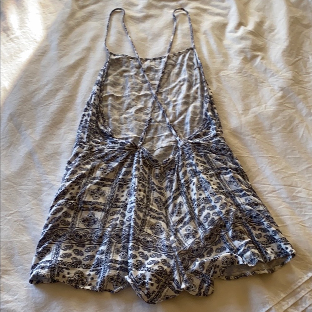 Backless romper - Picture 2 of 4